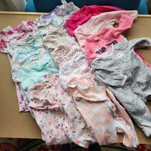 Bundle of 14 sleepers, girls, 3 and 3-6 months, assorted